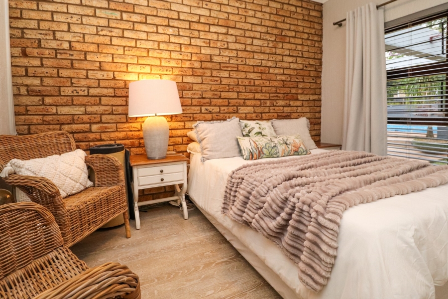 3 Bedroom Property for Sale in Flamwood North West